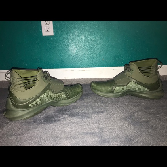 rihanna fenty green shoes - Picture 4 of 4